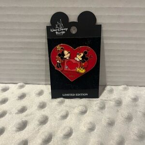 Disney Limited Edition Mickey and Minnie Pin